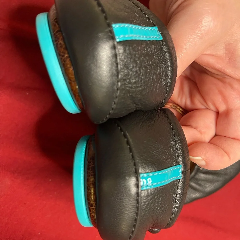 Tieks Black Ballet Flat Slippers size 8 - Picture 6 of 8